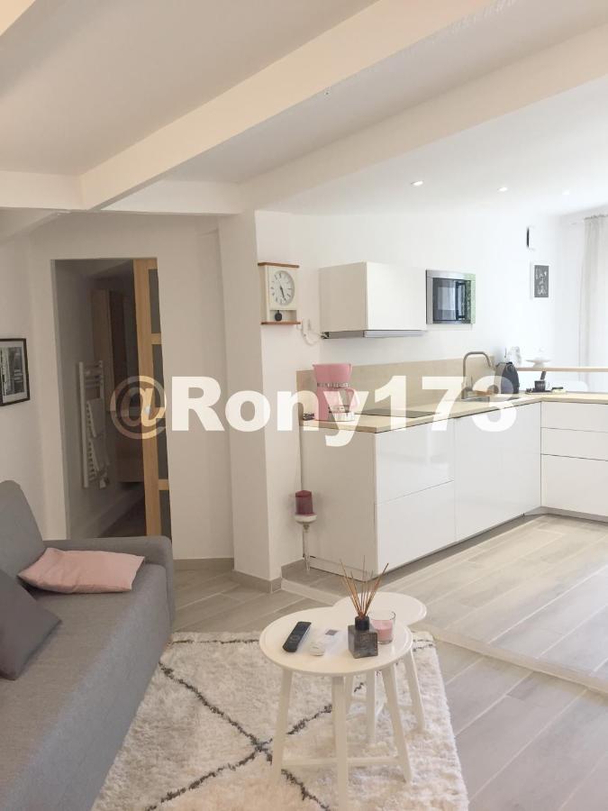 Studio Proche Mer Et Ville Toulon 2 Pers Exteriér fotografie